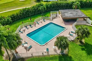 9300 SW 8th St, Boca Raton, FL 33428 - Photo 15