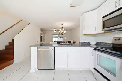 2683 NE 15th St, Pompano Beach, FL 33062 - Photo 23