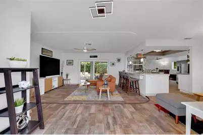 6972 NW 5th Pl, Margate, FL 33063 - Photo 7