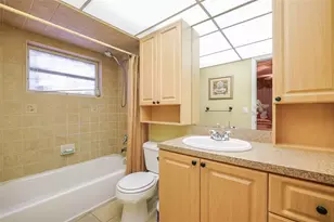 2951 NW 46th Ave Unit, Lauderdale Lakes, FL 33313 - Photo 13