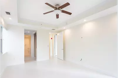 3236 NE 5th St, Unit #402, Pompano Beach, FL 33062 - Photo 13