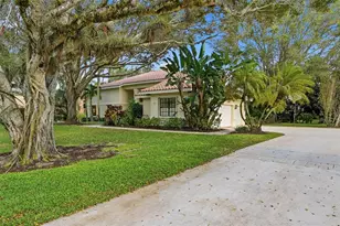 7720 W Upper Ridge Dr, Parkland, FL 33067 - Photo 5