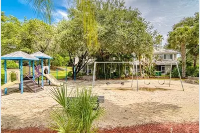 11000  Middle Golf Ct, Tamarac, FL 33321 - Photo 25