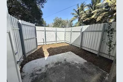 14340 NW 15th Dr, Miami, FL 33167 - Photo 11