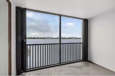 117  Lake Emerald Dr, Unit #408, Oakland Park, FL 33309 - Photo 11