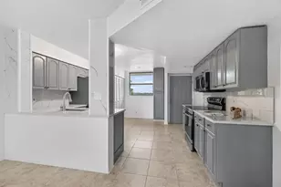 117 Lake Emerald Dr, Oakland Park, FL 33309 - Photo 3