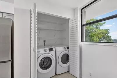 117  Lake Emerald Dr, Unit #408, Oakland Park, FL 33309 - Photo 9