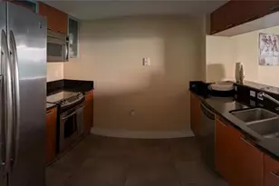 1800 N Bayshore Dr Unit, Miami, FL 33132 - Photo 5