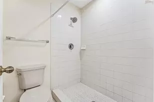 8466 NW 40th St, Coral Springs, FL 33065 - Photo 25