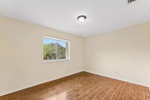 8466 NW 40th St, Coral Springs, FL 33065 - Photo 17