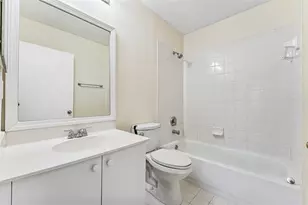 8466 NW 40th St, Coral Springs, FL 33065 - Photo 23