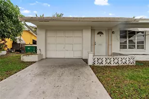 5702 NW 47th Ln, Tamarac, FL 33319 - Photo 13