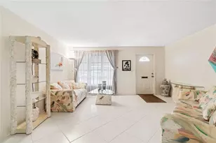 5702 NW 47th Ln, Tamarac, FL 33319 - Photo 15