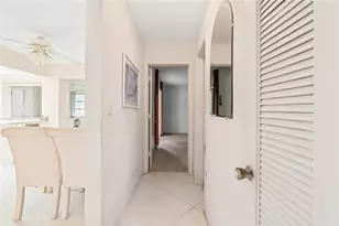 5702 NW 47th Ln, Tamarac, FL 33319 - Photo 19