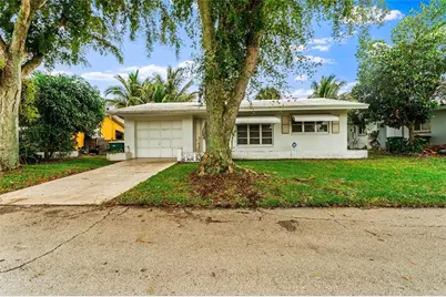 5702 NW 47th Lane, Tamarac, FL 33319 - Photo 9