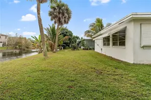 5702 NW 47th Ln, Tamarac, FL 33319 - Photo 29