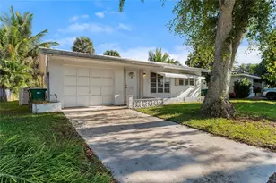 5702 NW 47th Ln, Tamarac, FL 33319 - Photo 3