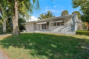 5702 NW 47th Ln, Tamarac, FL 33319 - Photo 5