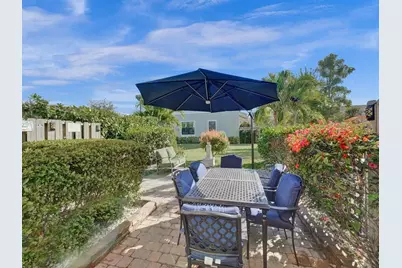 5327  Santa Maria Avenue, Boynton Beach, FL 33436 - Photo 15