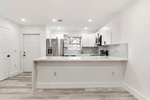 2314 Johnson St Unit, Hollywood, FL 33020 - Photo 3