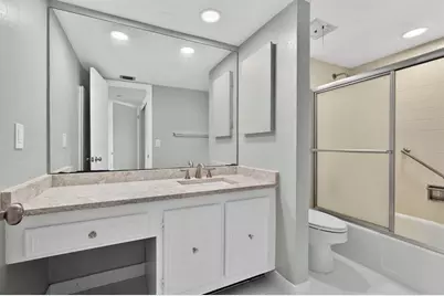 1500  Presidential Way, Unit #805, West Palm Beach, FL 33401 - Photo 15