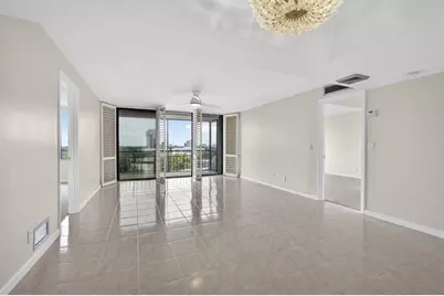 1500  Presidential Way, Unit #805, West Palm Beach, FL 33401 - Photo 3