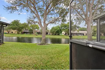 8354 NW 37th St, Sunrise, FL 33351 - Photo 23