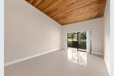 8354 NW 37th St, Sunrise, FL 33351 - Photo 9