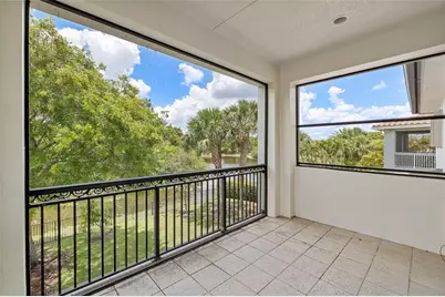 8244 NW 107th Ter, Parkland, FL 33076 - Photo 11