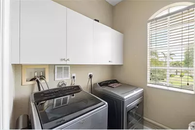 8244 NW 107th Ter, Parkland, FL 33076 - Photo 17