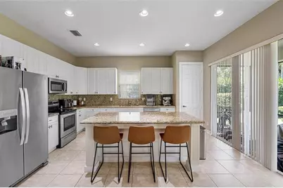 8244 NW 107th Ter, Parkland, FL 33076 - Photo 3