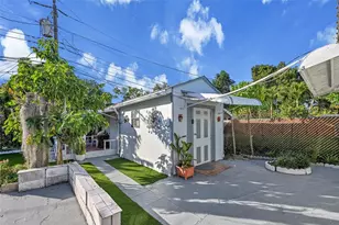 1933 SW 67th Ave, North Lauderdale, FL 33068 - Photo 25