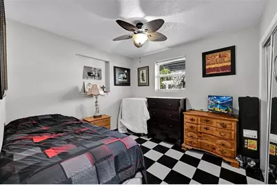 1933 SW 67th Ave, North Lauderdale, FL 33068 - Photo 17