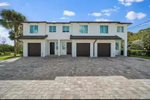 1559 W 26th Ct, Riviera Beach, FL 33404 - Photo 1