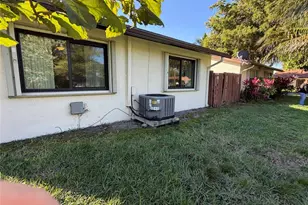 6711 S Parkway Dr, Pompano Beach, FL 33068 - Photo 3