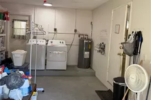 6711 S Parkway Dr, Pompano Beach, FL 33068 - Photo 23