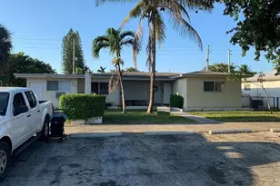 717 NE 10th Ave, Boynton Beach, FL 33435 - Photo 1