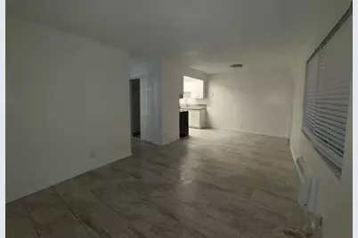 2220  Hayes St, Unit #7, Hollywood, FL 33020 - Photo 7