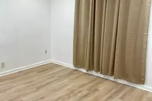 801 NE 36th St, Oakland Park, FL 33334 - Photo 3