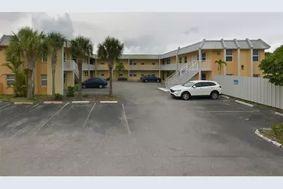 8 SE 19th Ave, Unit #14, Pompano Beach, FL 33060 - Photo 9