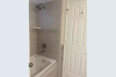 9501  Seagrape Dr, Unit #403, Davie, FL 33324 - Photo 11