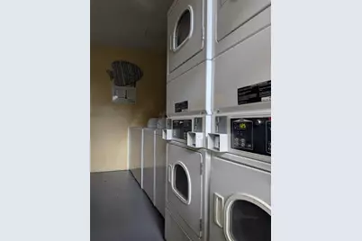 815  Middle River Dr, Unit #215, Fort Lauderdale, FL 33304 - Photo 15