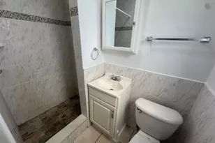 1822 Dixieanna St Unit, Hollywood, FL 33020 - Photo 5