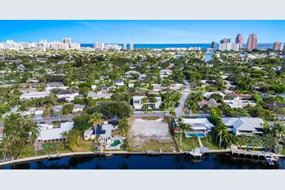 2501  Middle River Dr, Fort Lauderdale, FL 33305 - Photo 17