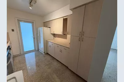 2612 NE 13th Ct, Fort Lauderdale, FL 33304 - Photo 11