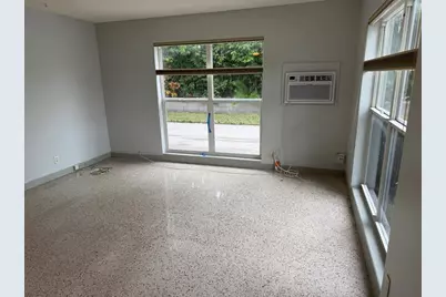 2612 NE 13th Ct, Fort Lauderdale, FL 33304 - Photo 3