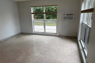 2612 NE 13th Ct, Fort Lauderdale, FL 33304 - Photo 3