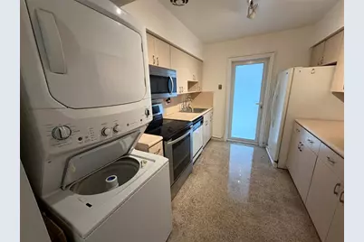 2612 NE 13th Ct, Fort Lauderdale, FL 33304 - Photo 9