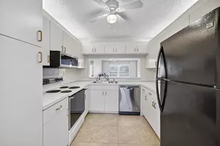 7214 Devon Dr Unit, Tamarac, FL 33321 - Photo 3