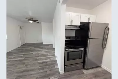 1958  McKinley St, Unit #8, Hollywood, FL 33020 - Photo 3